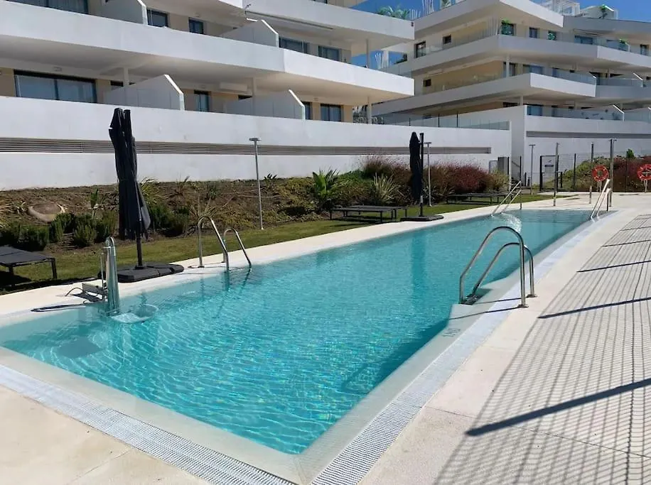 Apartment One80 In Estepona España